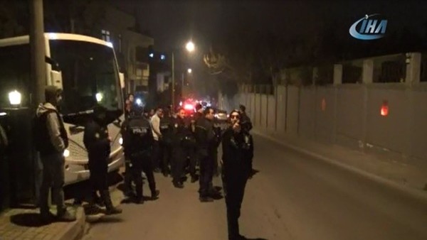 Galatasaraylı taraftar yönetimi istifaya davet etti