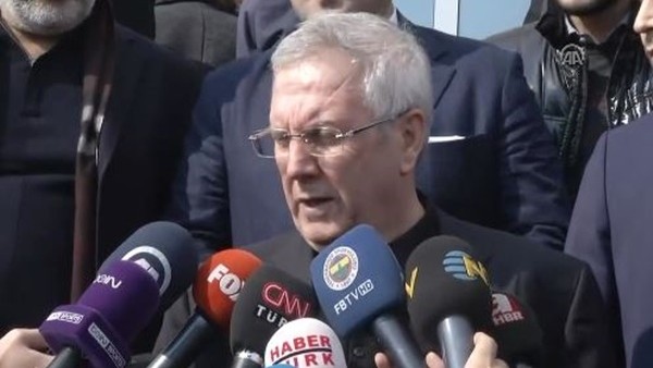 Aziz Yıldırım basın mensuplarına açıklamada bulundu