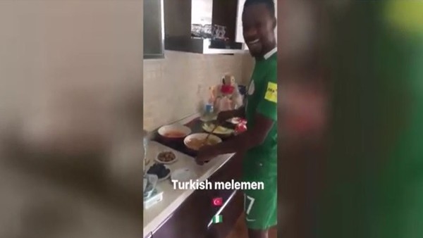 Ogenyi Onazi'den menemen