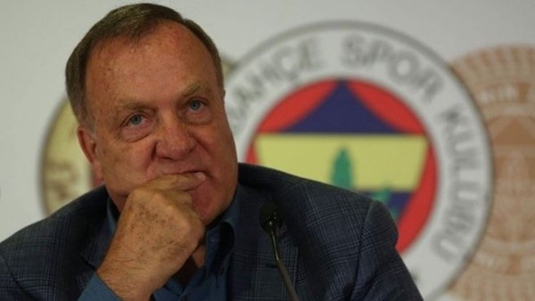 'Advocaat istifa etmiş'