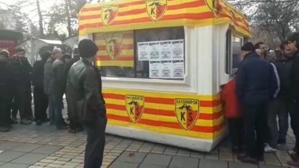 Kayserispor taraftarının kombine biletlere yoğun ilgisi