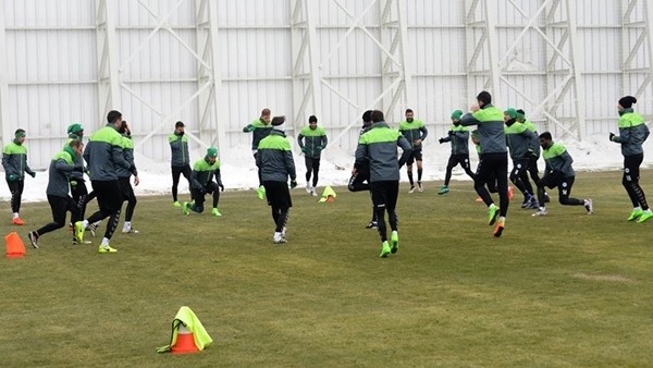 Atiker Konyaspor, Ümraniyespor maçının hazırlıklarını tamamladı