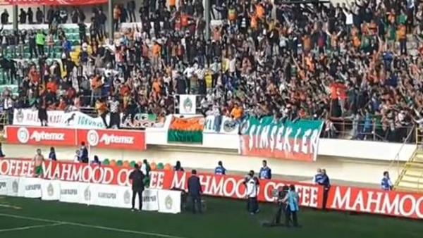 Vagner Love'dan maç sonu üçlü