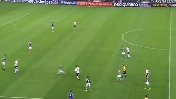 Colin Kazım'dan Felipe Melo'ya çalım