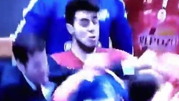 Futsal maçında ortalık karıştı!