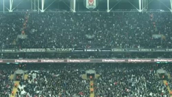 Vodafone Arena'da şampiyonluk tezahüratı