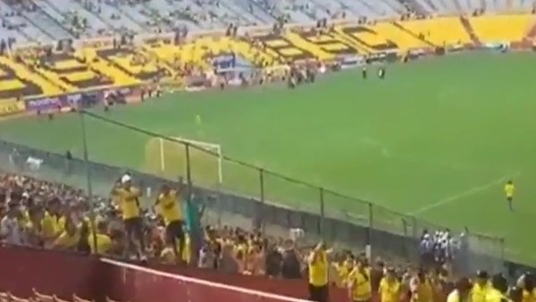 Savaş gibi futbol maçı