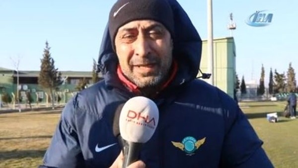 Tolunay Kafkas, Tudor krizini değerlendirdi