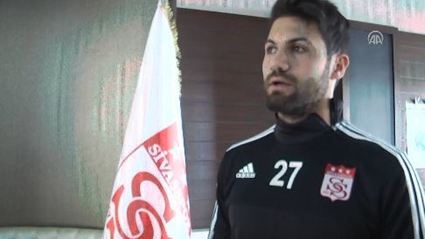 Ali Şaşal Vural: 'İlk şampiyonluğu Sivasspor'da yaşamak istiyorum'