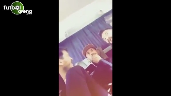 Adana Demirsporlu Waldison'dan İzmir Marşı