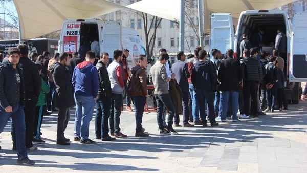 Gaziantepspor taraftarlarından Fenerbahçe maçına yoğun ilgi