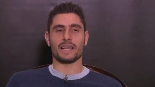 Özer Hurmacı, Şota'yı taklit ediyor