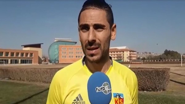 Kayserisporlu Hakan Aslantaş FutbolArena'ya özel açıklamalarda bulundu