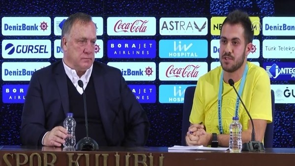 Dick Advocaat stadın boş olmasından dert yandı!