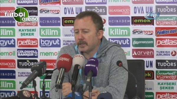 Sergen Yalçın: Böyle bir penaltıya kargalar bile güler