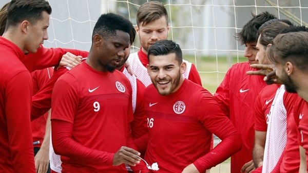 Antalyaspor'da neşeli antrenman