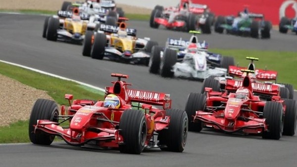 Formula 1'de Ferrari 2017'ye hızlı başladı