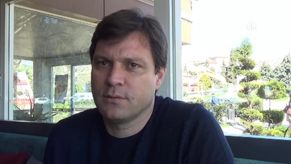 Ertuğrul Sağlam: "Başarı hikayesi oluşturabileceğim bir kulüp istiyorum"