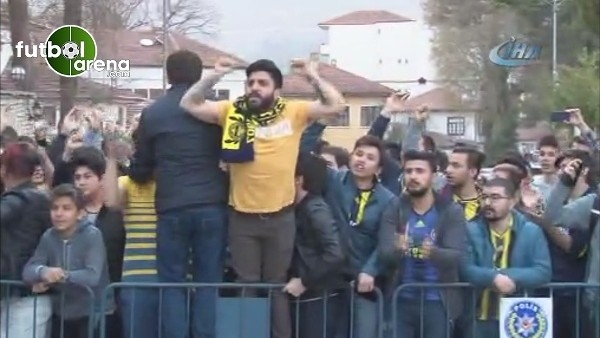 Fenerbahçe, Karabük'te protestoyla karşılandı