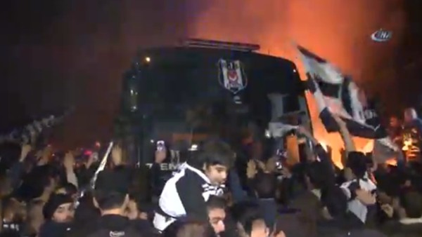 Beşiktaş'a coşkulu karşılama