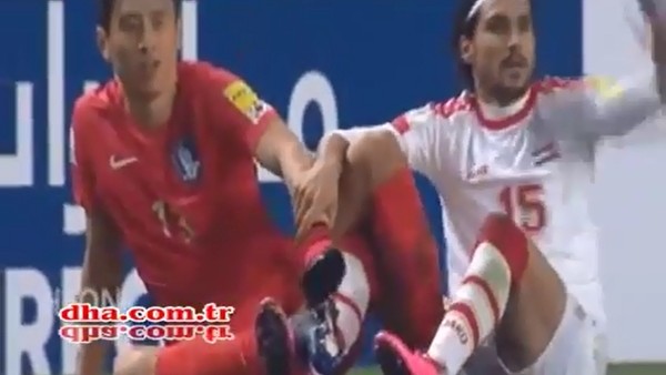 Sahada iki futbolcu birleşirse ne olur?