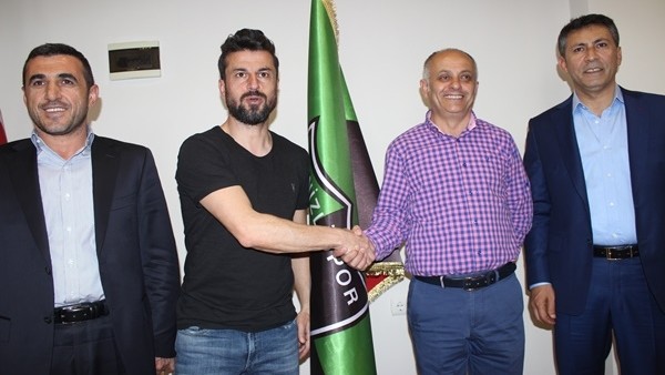 Denizlispor'dan Ali Tandoğan ile devam kararı