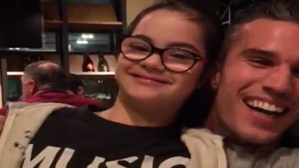 Robin van Persie'den Farkındalık Günü için paylaşım