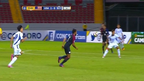 Köşeye muhteşem vurdu