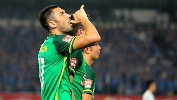 Burak Yılmaz, yeni sezona golle başladı!