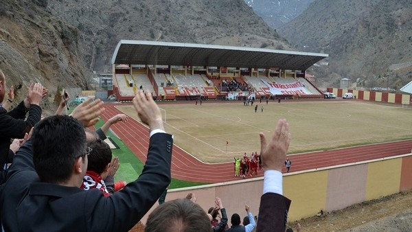 Gümüşhanespor sevgisi dağları panayır alına çevirdi