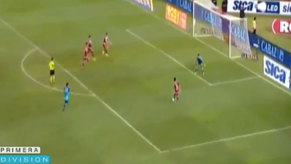 Kaleci inanılmazı başardı