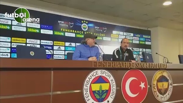 Mustafa Reşit Akçay: "Fenerbahçe'yi ve hakemimizi tebrik ediyorum."