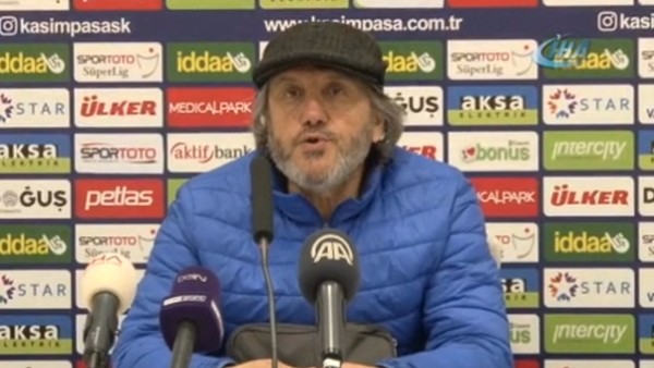 Mustafa Reşit Akçay istifa etti