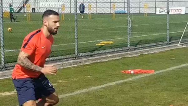 Süleyman Koç bireysel antrenör eşliğinde çalıştı