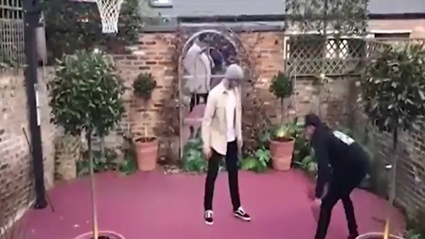 Tottenham'ın yıldızı Dele Alli, Eric Dier ile basketbol oynarsa