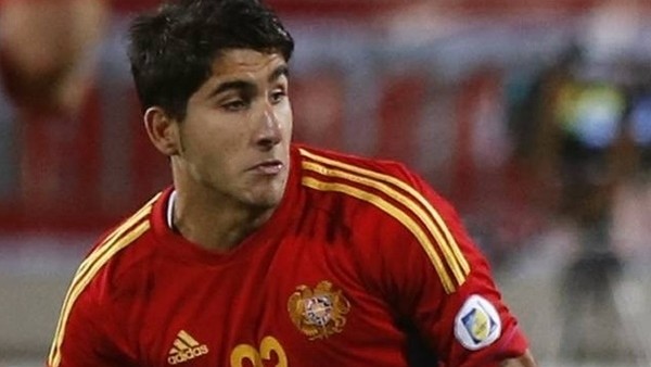 Aras Özbiliz'in Kazakistan'a attığı gol