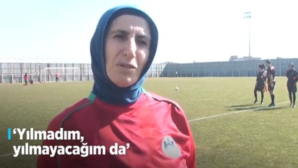 Diyarbakırlı Azize, 49 yaşında ilk maçına çıktı