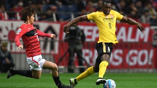 Galatasaray, Jackson Martinez'den haber bekliyor!