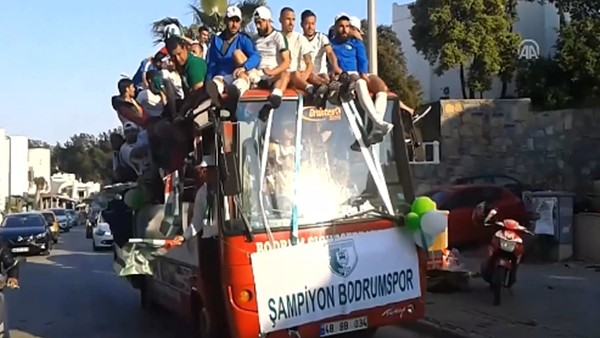  Bodrum'da şampiyonluk sevinci