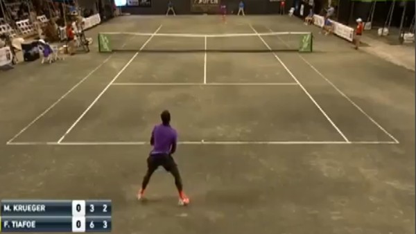 Tenis maçına damga vuran ses!