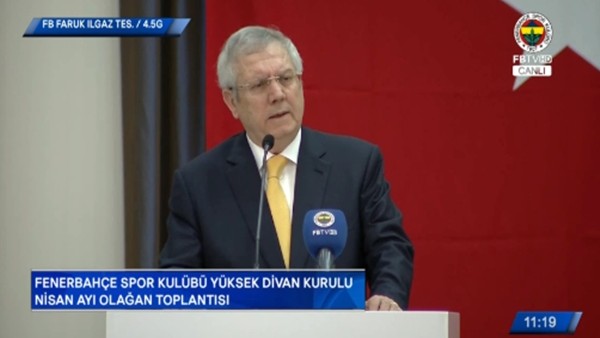 Aziz Yıldırım: '2-3 antrenörle görüşmelerimiz devam ediyor'