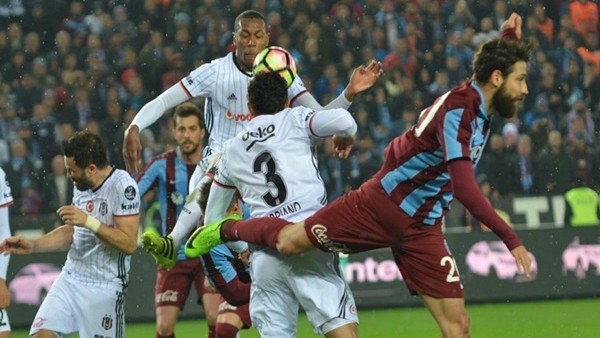Trabzonspor - Beşiktaş maçından kareler