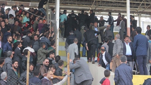 Muş'ta olaylı maç