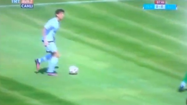 TFF 1. Lig'de güldüren iş kazası