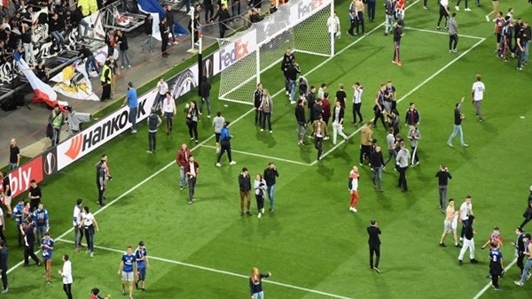 Lyon - Beşiktaş maçında olay çıktı!