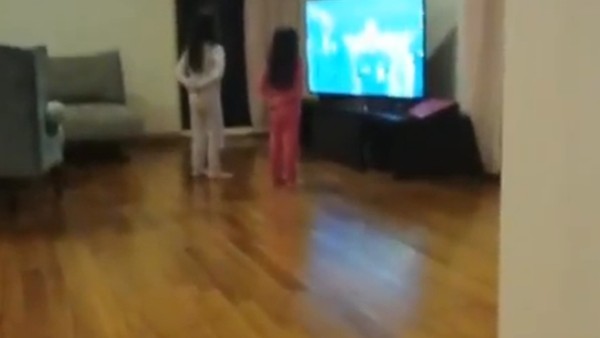 Aatif Chahechouhe'nun kızı İstiklal Marşı'nı söyledi