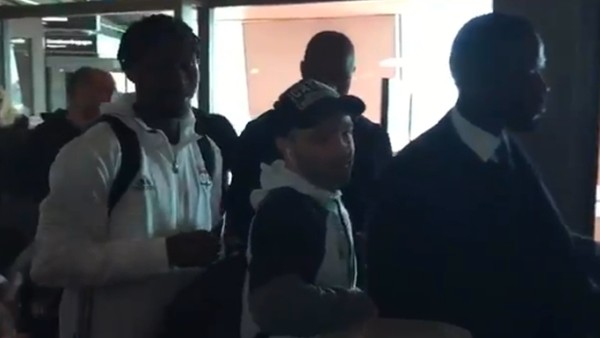 İstanbul yolculuğunda Valbuena'ya şaka!