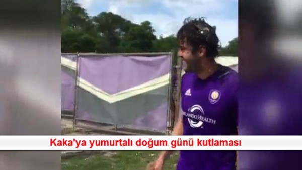 Kaka'ya yumurtalı doğum günü kutlaması