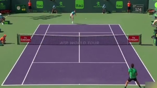 Federer'den Panenka vuruşu!