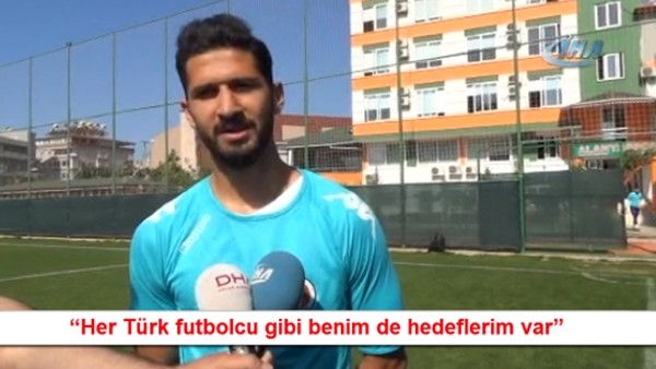 Emre Akbaba: 'Her Türk futbolcu gibi benim de hedeflerim var'